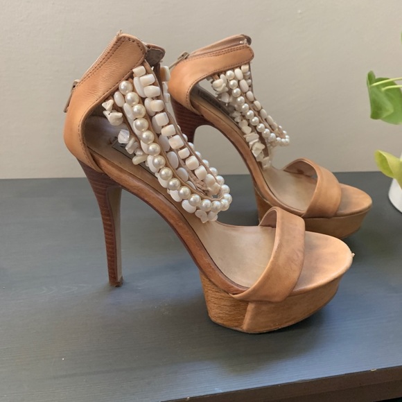 Zigi NY Platform Heels Tan w/ Cream Shells - Picture 2 of 7